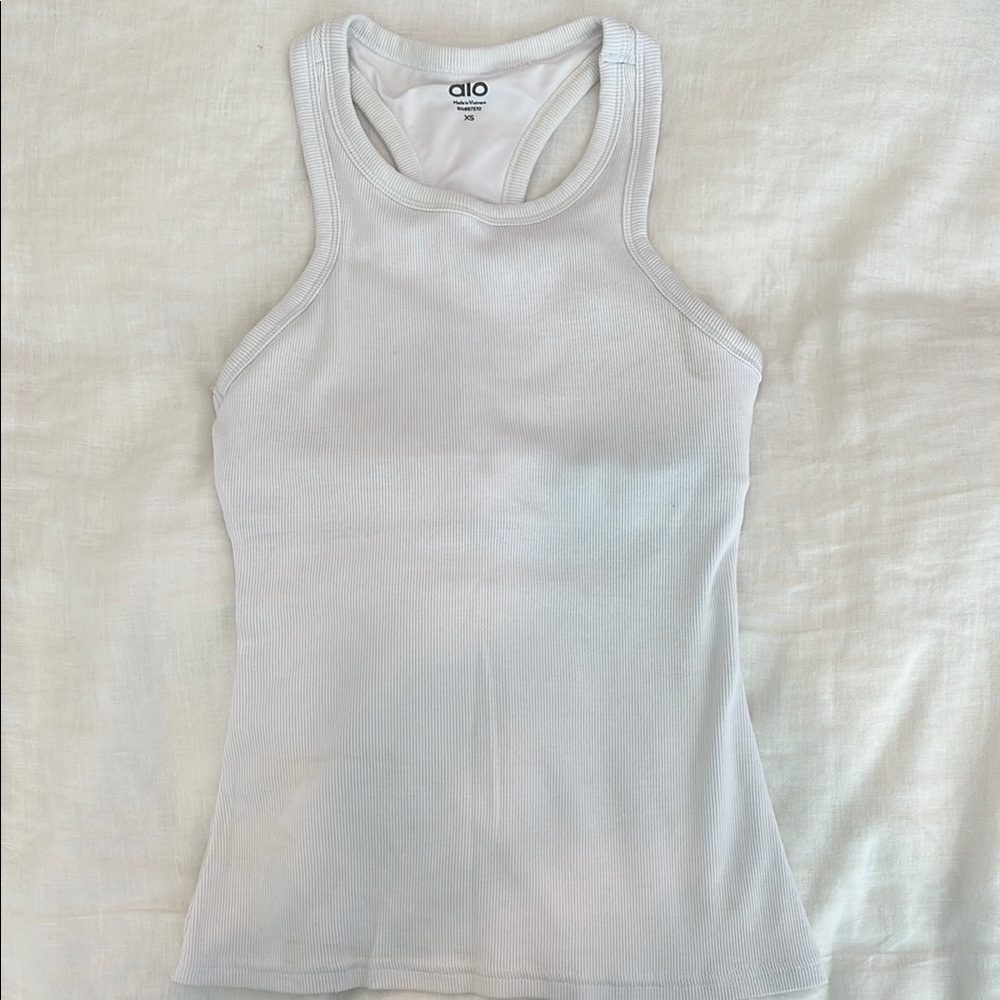 ALO Yoga White Fitted Sleeveless Tank Top